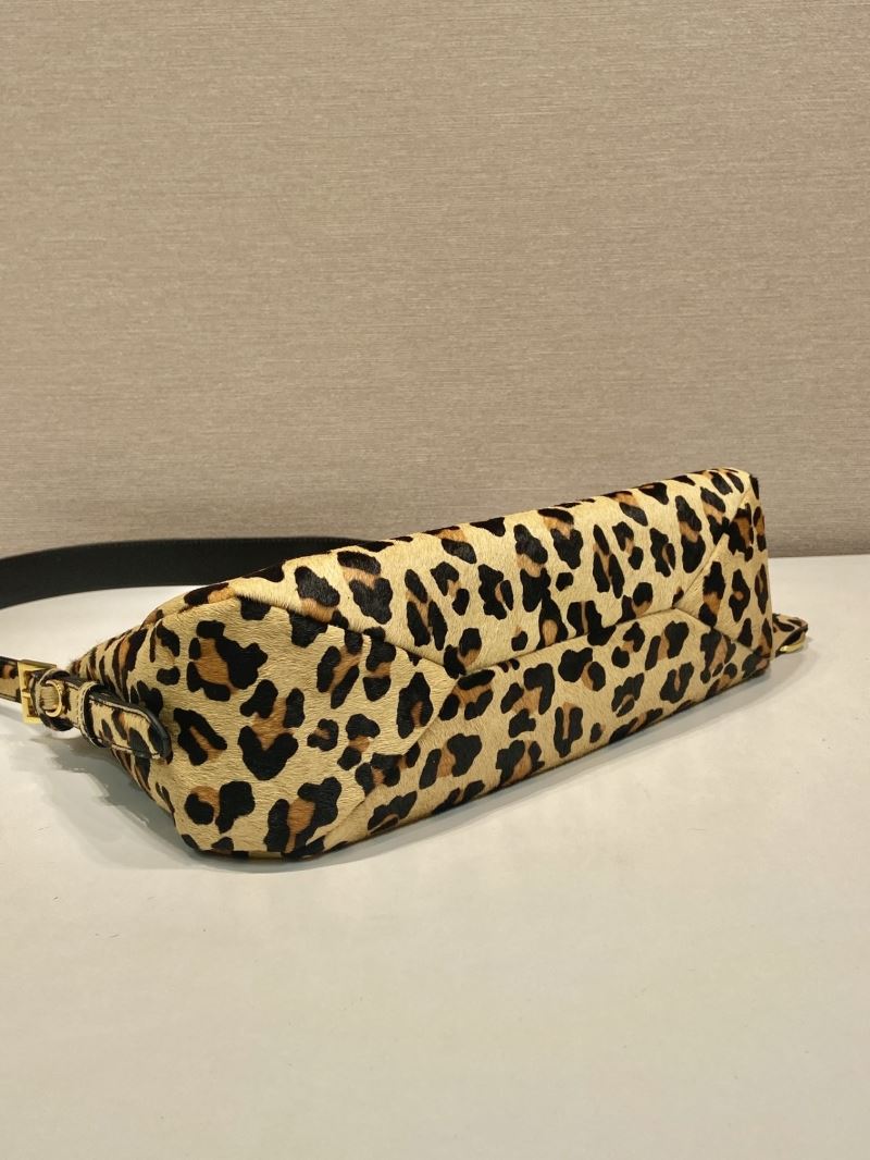 Pra*a hobo bags